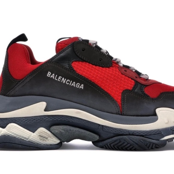 Balenciaga triple s (pre-distressed) size  41 - Picture 1 of 12